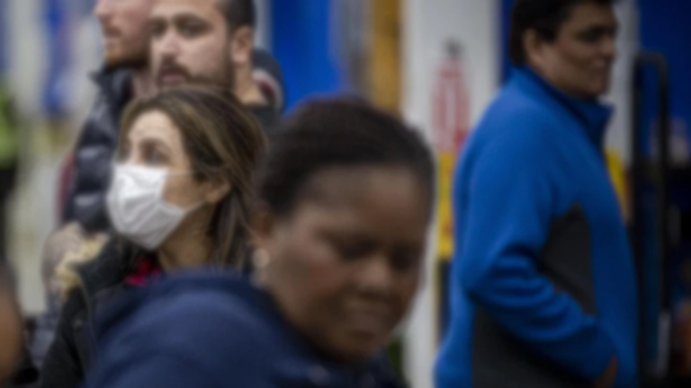 Some Canadians think it’s okay to gather in groups, visit the elderly: poll