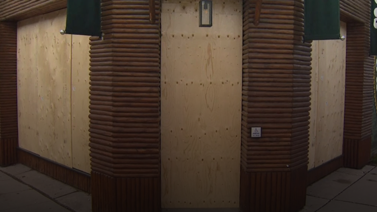 Toronto business owners board up storefronts over looting fears