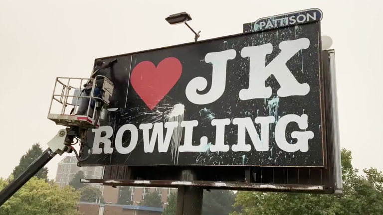 “I ‘heart’ JK Rowling” billboard in Vancouver taken down after only a day