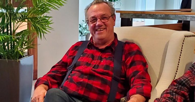 Crown drops charges relating to anti-lockdown protest against Hillier