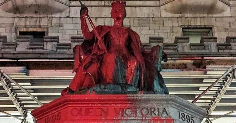 Far-left extremists call for death of royal family, vandalize Queen Victoria statue