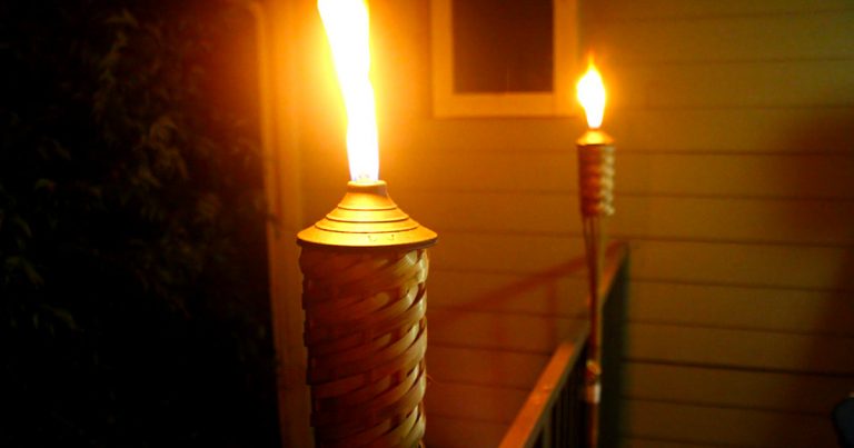 Alberta NDP want tiki torches condemned as symbols of white supremacy