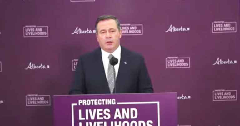 15 UCP MLAs push back against latest Alberta lockdown