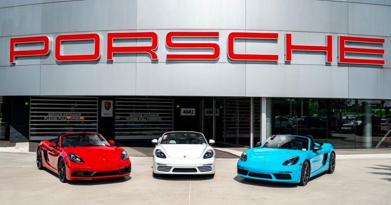 Taxpayer group calls for Ottawa to cancel $2.9M grant for Porsche luxury car dealership