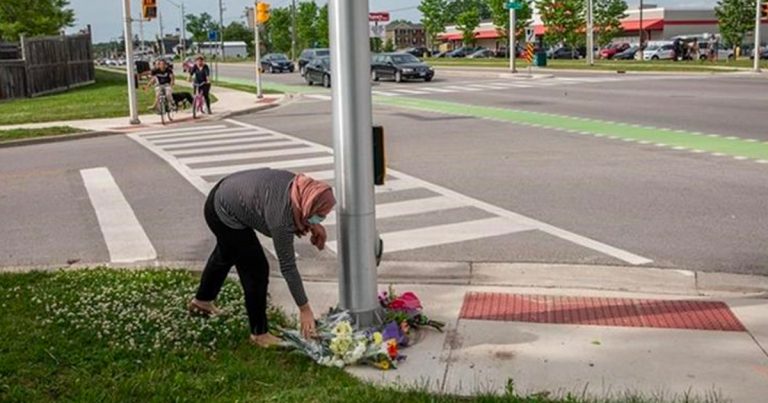 London attack suspect to face terrorism charges