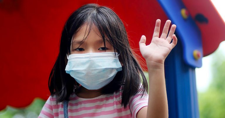 Toronto students advised not to talk during lunch to prevent spread of COVID-19