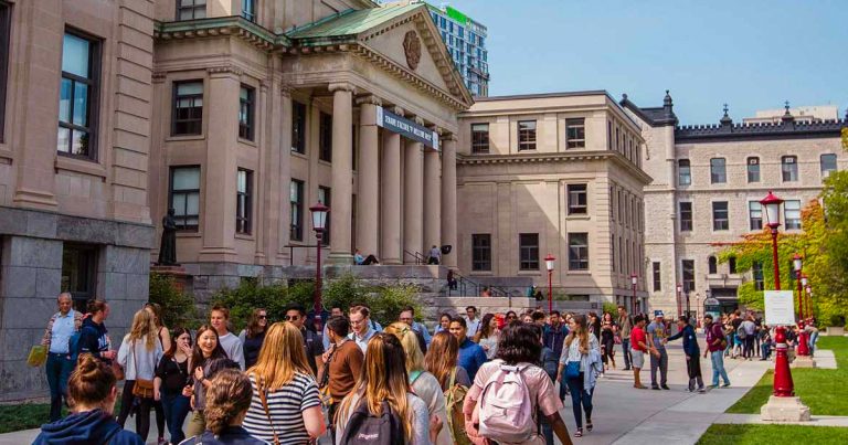 UOttawa makes COVID-19 vaccination mandatory for everyone on campus