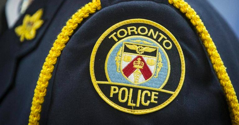 Toronto Police Association comes out against mandatory vaccinations