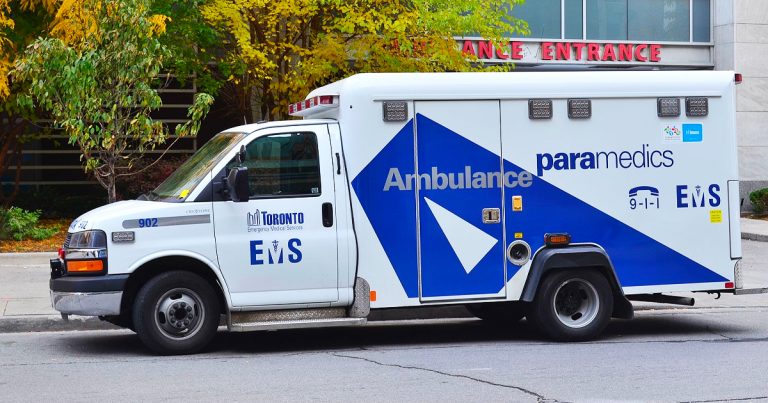 “Zero ambulances”: Unvaccinated Toronto paramedic warns of staffing shortage
