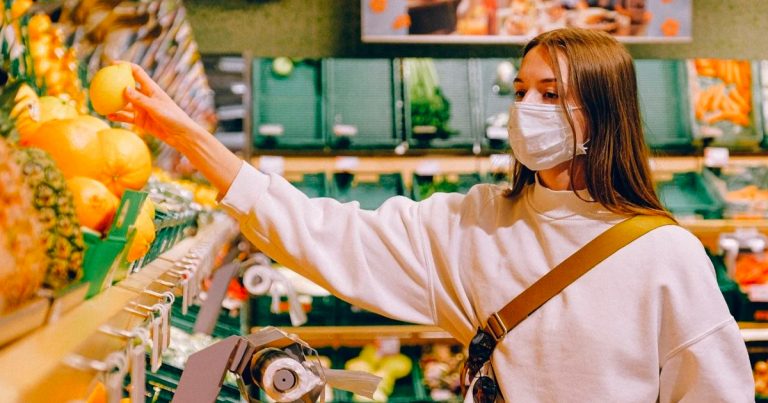 Elected officials silent on New Brunswick barring unvaxxed from grocery stores