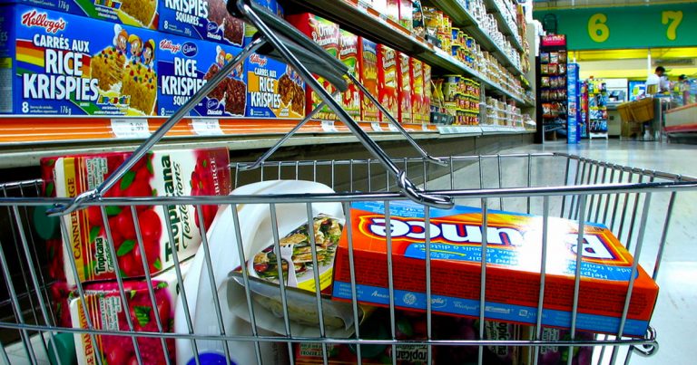 Canadian family of four will pay $1000 more for food in 2022