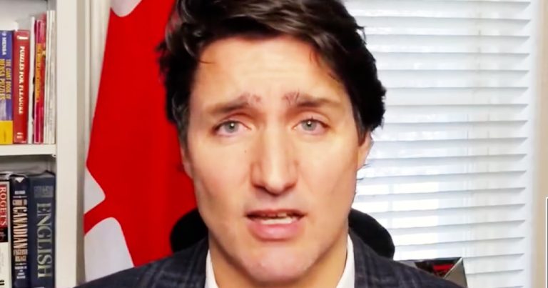 Trudeau tells Canadians to “hunker down” as provinces enter COVID lockdowns