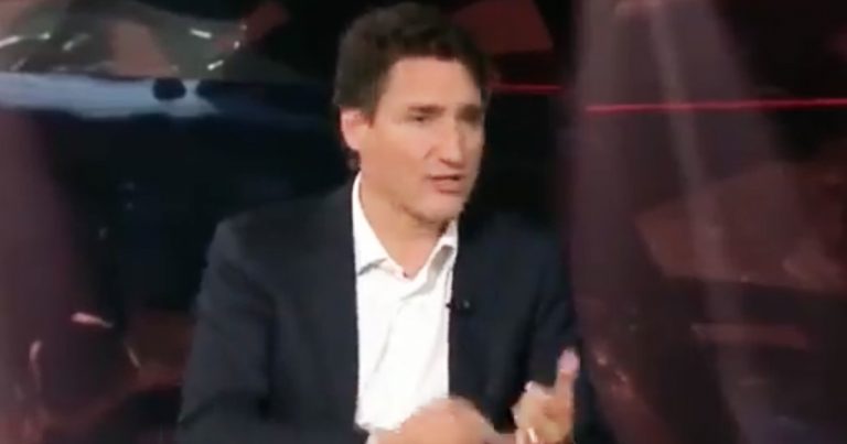 Clip resurfaces of Trudeau calling unvaccinated “extremists, misogynists, racists”