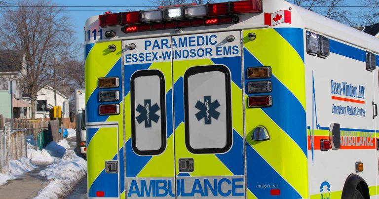 Windsor paramedics union chapter defies CUPE, condemns vaccine mandates