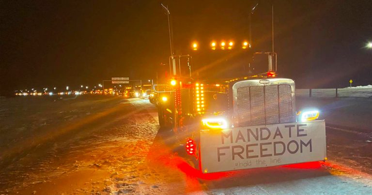 Truckers protesting Trudeau’s vaccine mandate at US-Canada border