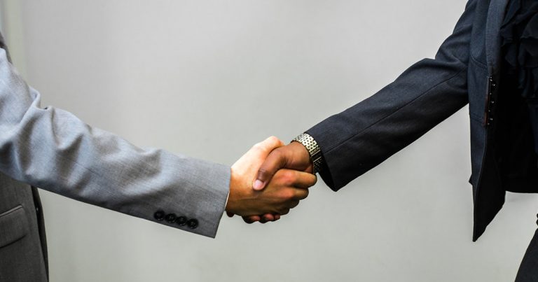 Government report shows white Canadian males earn less than visible minorities