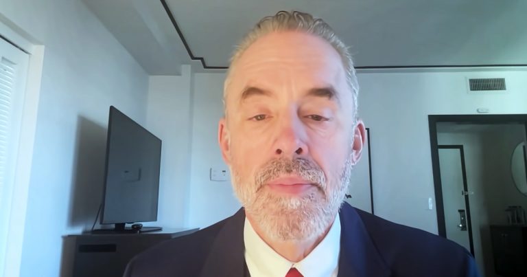 Jordan Peterson calls for Conservative politicians to end COVID-19 restrictions