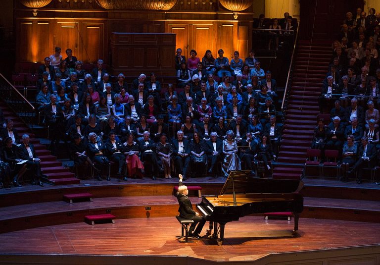 Montreal orchestra cancels Russian piano prodigy due to “mob bigotry”