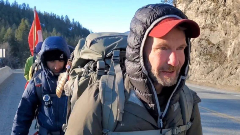Canadian veteran James Topp completes first 500km of protest march to Ottawa