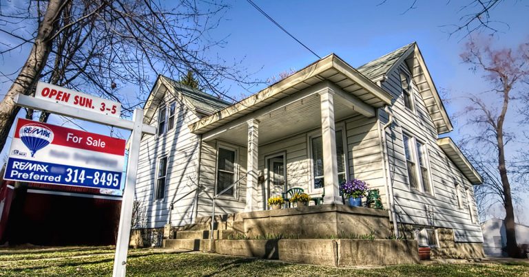 Majority of Canadians believe Trudeau’s immigration targets will negatively impact housing costs