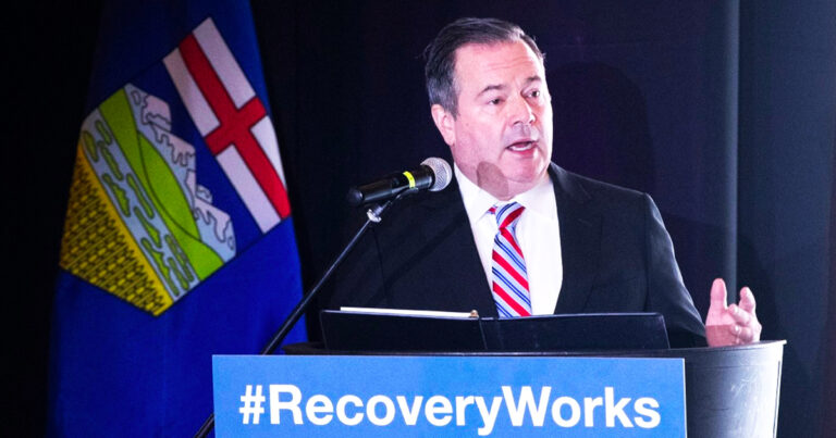 Jason Kenney defends record as UCP members vote on his leadership