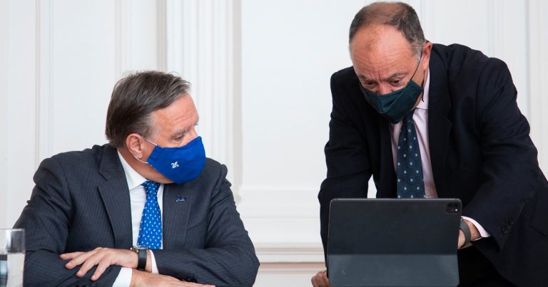 Quebec government to keep mask mandate in place