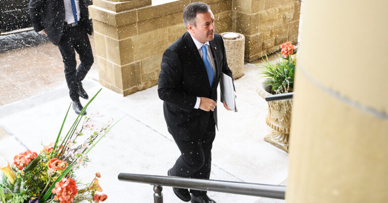 Why did Alberta Premier Jason Kenney get ousted?