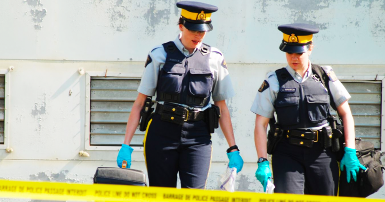 The RCMP is tapping cellphones but wants us to trust them