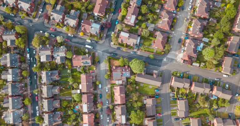 Victoria bans the construction of homes heated with natural gas