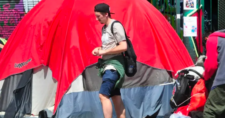 Vancouver tent city police bust discovers loaded firearms