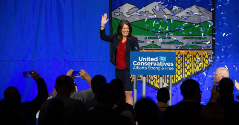 Premier Smith pledges to fight back against environmental policies of “extreme left”