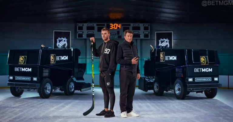 BONOKOSKI: Should icons like Gretzky be shilling for gambling?