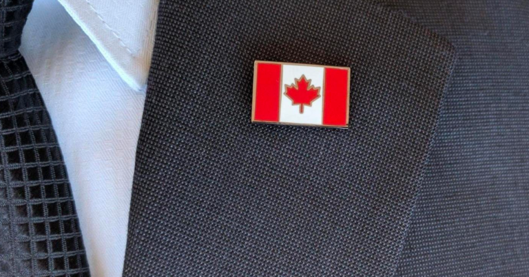 Feds buy millions of made-in-China Canadian flag pins