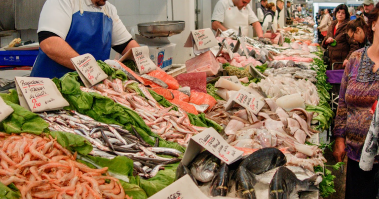 Inflation unexpectedly rises to 3.3% in Canada