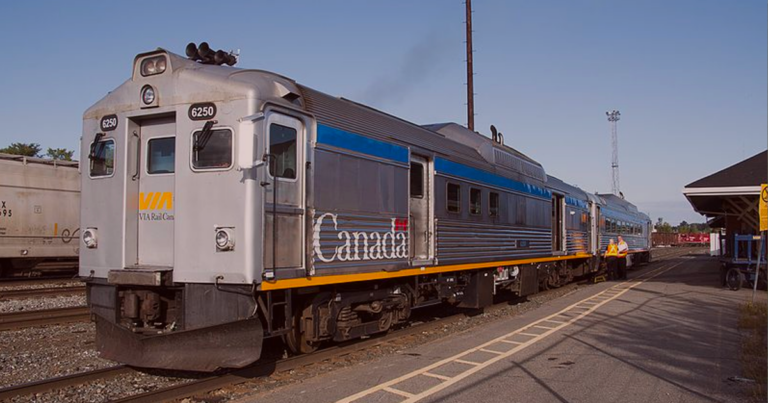 VIA Rail projected to run a $411 million deficit despite pandemic relief