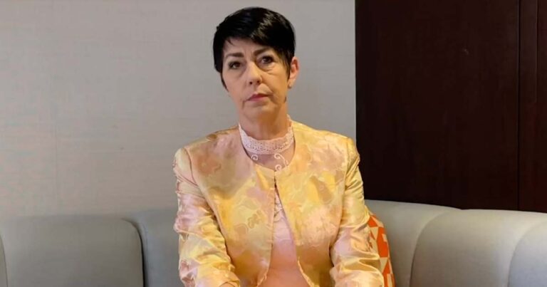 Christine Anderson addresses racism accusations, voices support for Convoy