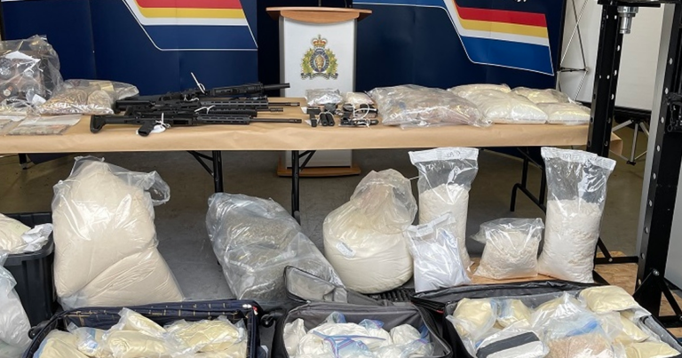 Accused traffickers released despite being found with 22 kg of fentanyl