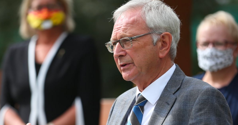 Disgruntled members fail first step to trigger Higgs leadership review