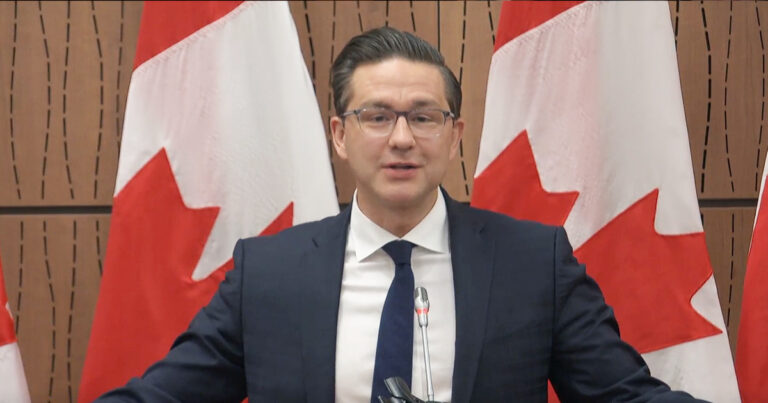 ‘Let parents raise kids,’ Poilievre calls out Trudeau on N.B. gender identity policy