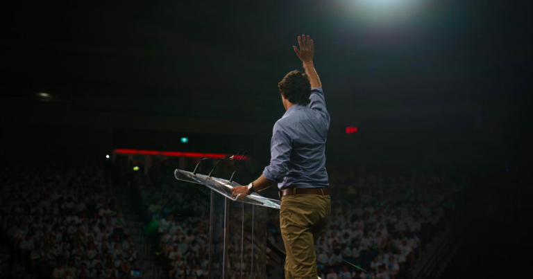 The Andrew Lawton Show | Is the Trudeau government a sinking ship?