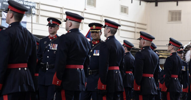 Good samaritans who prevented alleged sexual assault commended by Calgary police