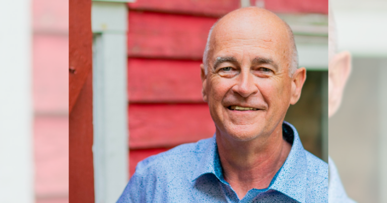 Liberal MP breaks ranks with party by voting to repeal carbon tax