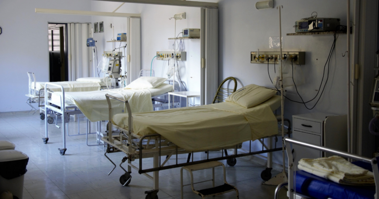 Canadians life expectancy drops for third year in a row