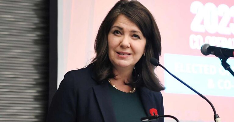 Smith defends reintroduction of fuel tax despite it being steeper than federal carbon tax