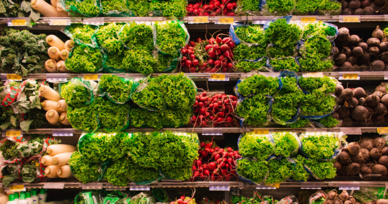 Food bills for Canadian families expected to go up by $700 in 2024