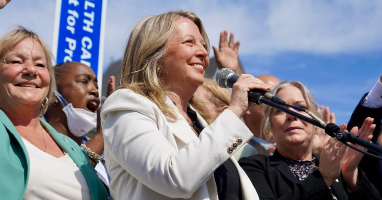 Ontario NDP urges Ford government to expand free birth control to women 25 and up