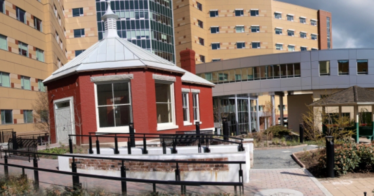 Victoria hospital assigns 2SLGBTQIA+ “liaison nurse” despite healthcare staffing crisis