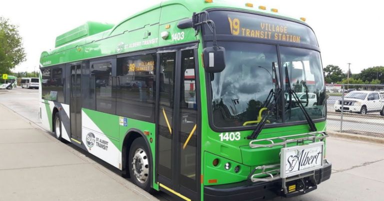 Taxpayer group says St. Albert electric buses proved to be a waste of money