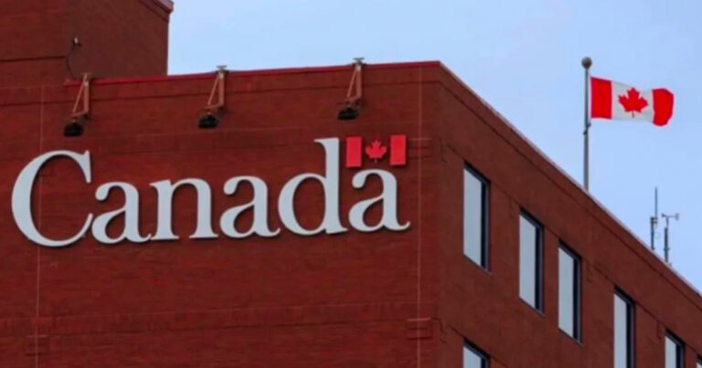 LAWTON: Feds spend half a million on awards for themselves