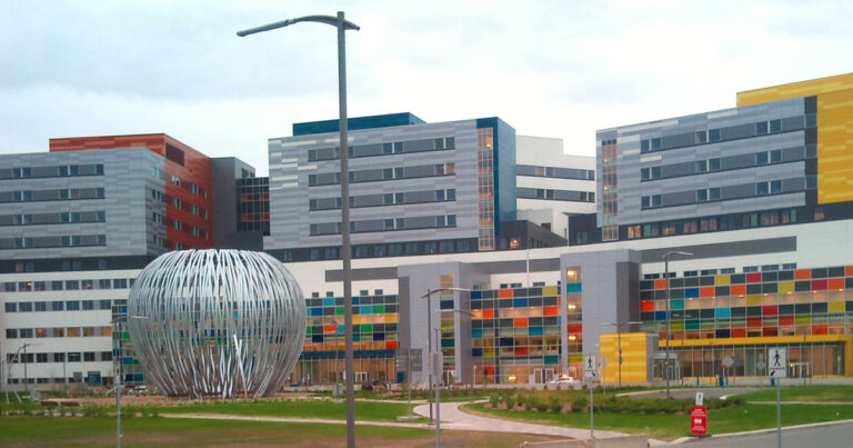 Three Montreal emergency rooms top over 200% capacity this week